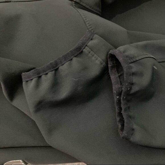 THE NORTH FACE Sz M Soft Shell Many Pockets and Drawstrings Mesh Jacket - Picture 13 of 14